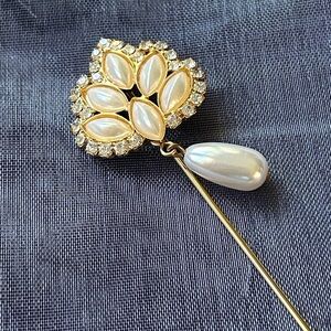 Vintage Gold Brooch stick pin‎ with Pearl Accent